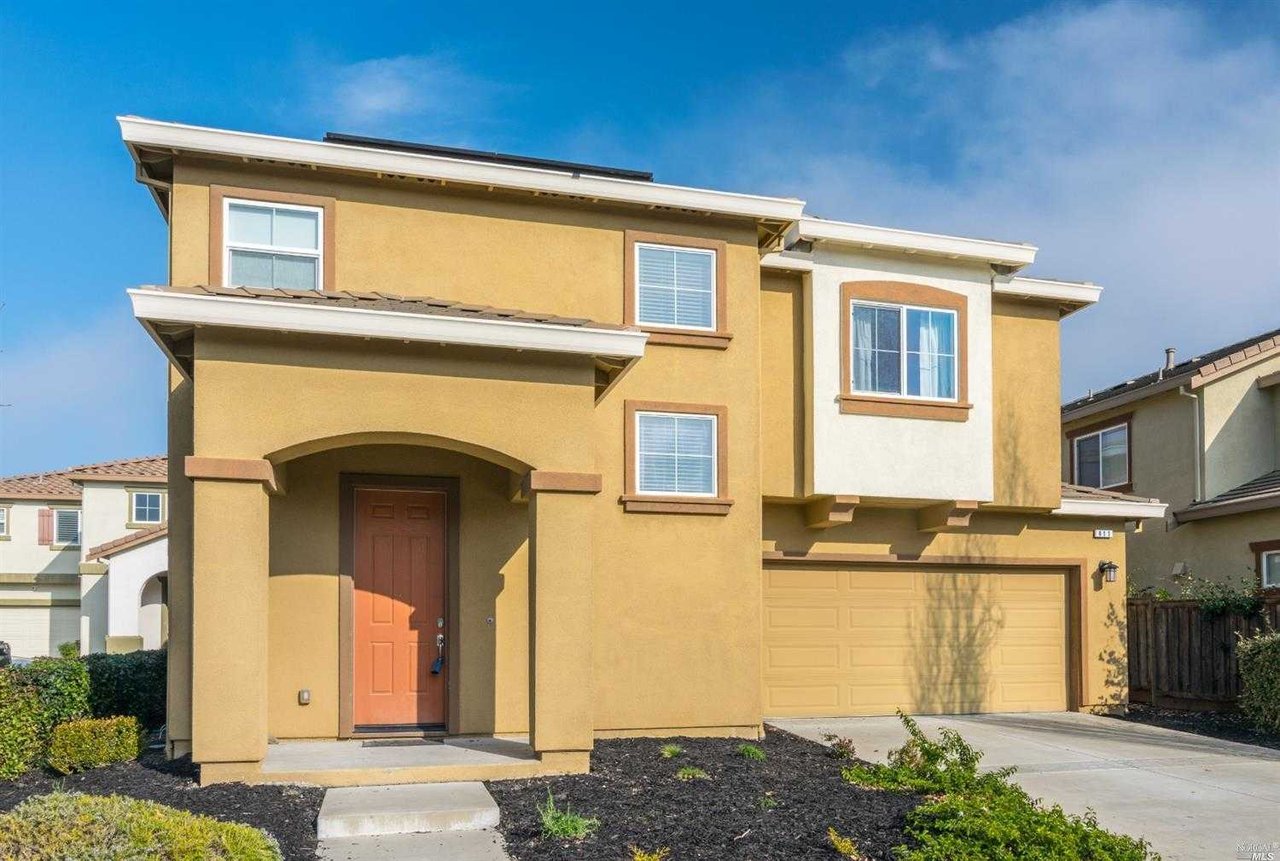 811 Embassy Circle
