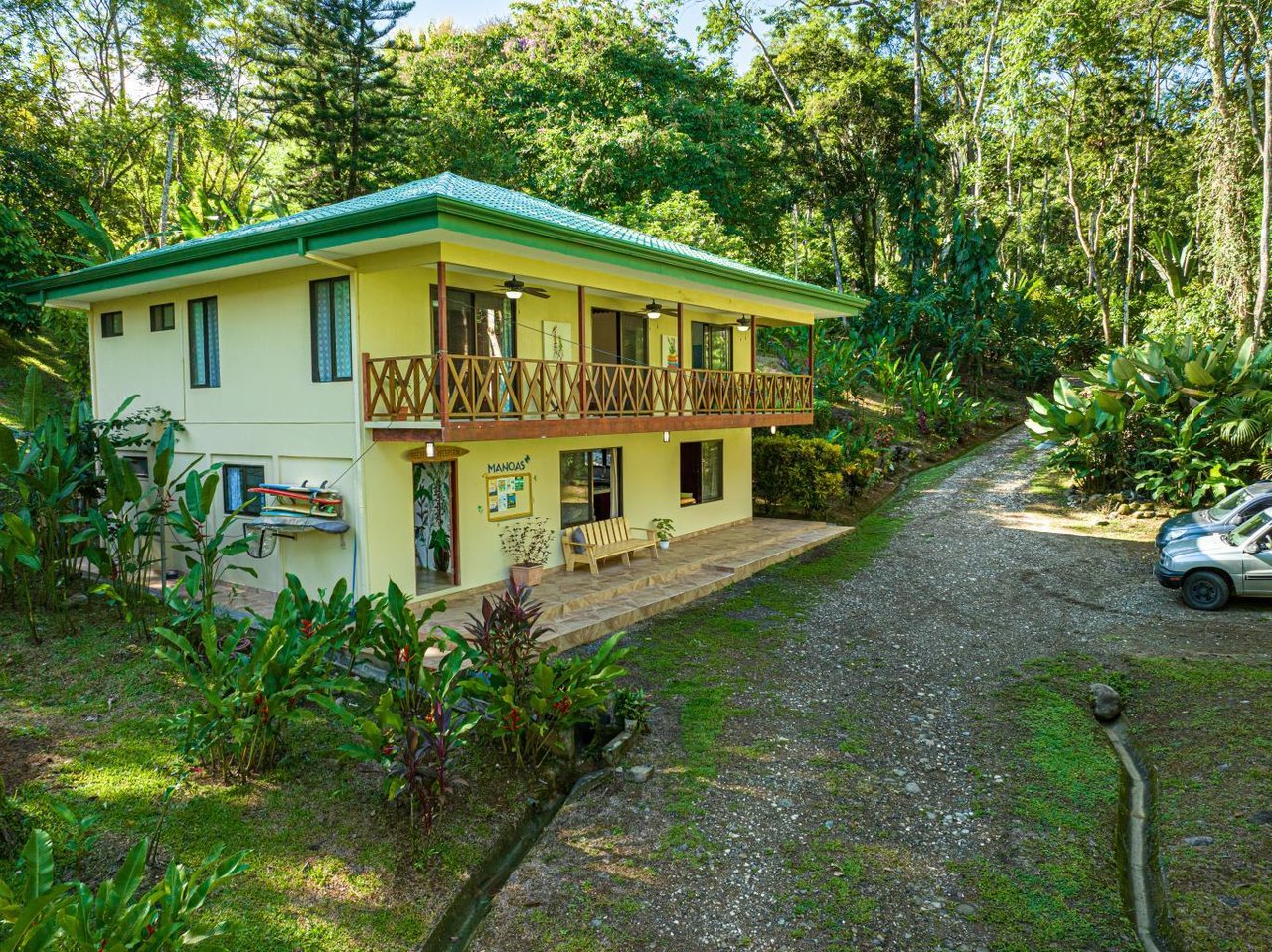 Uvita, Jungle Retreat Center on the Uvita River. Private and 17 Acres