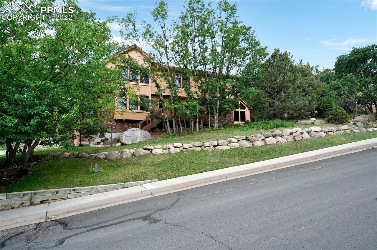 255 Childe DR, Colorado Springs, CO 80906