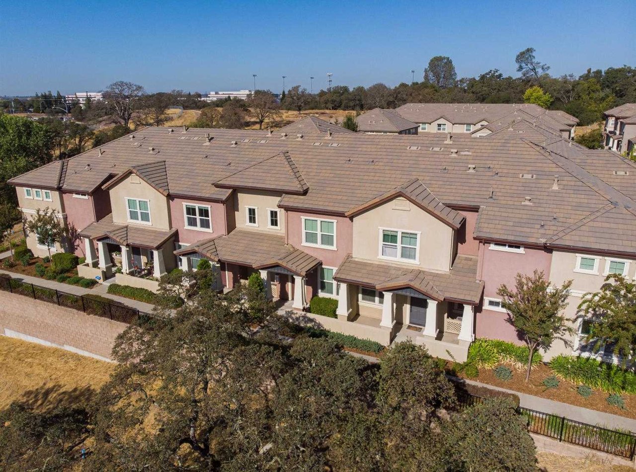 208 Blossom Rock Lane