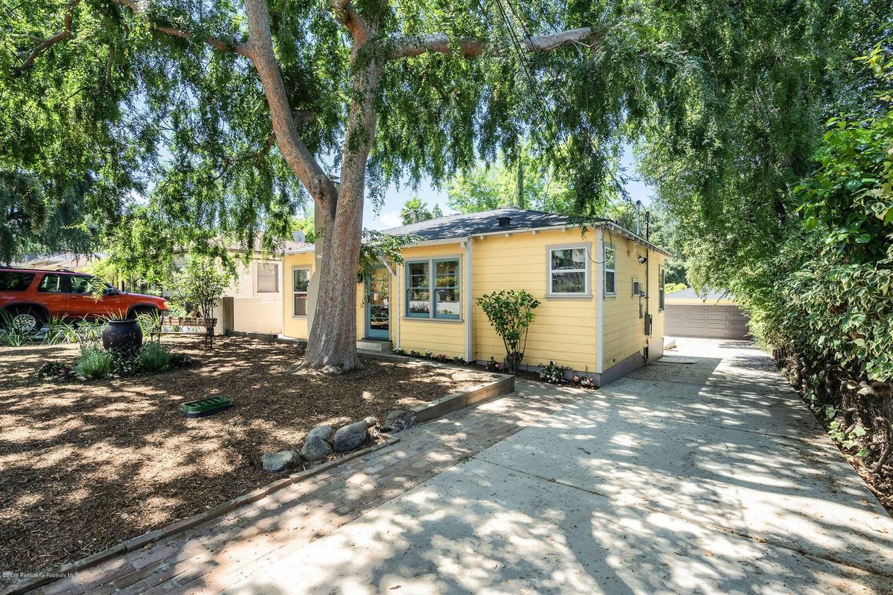310 W Mariposa St, Altadena, CA 91001