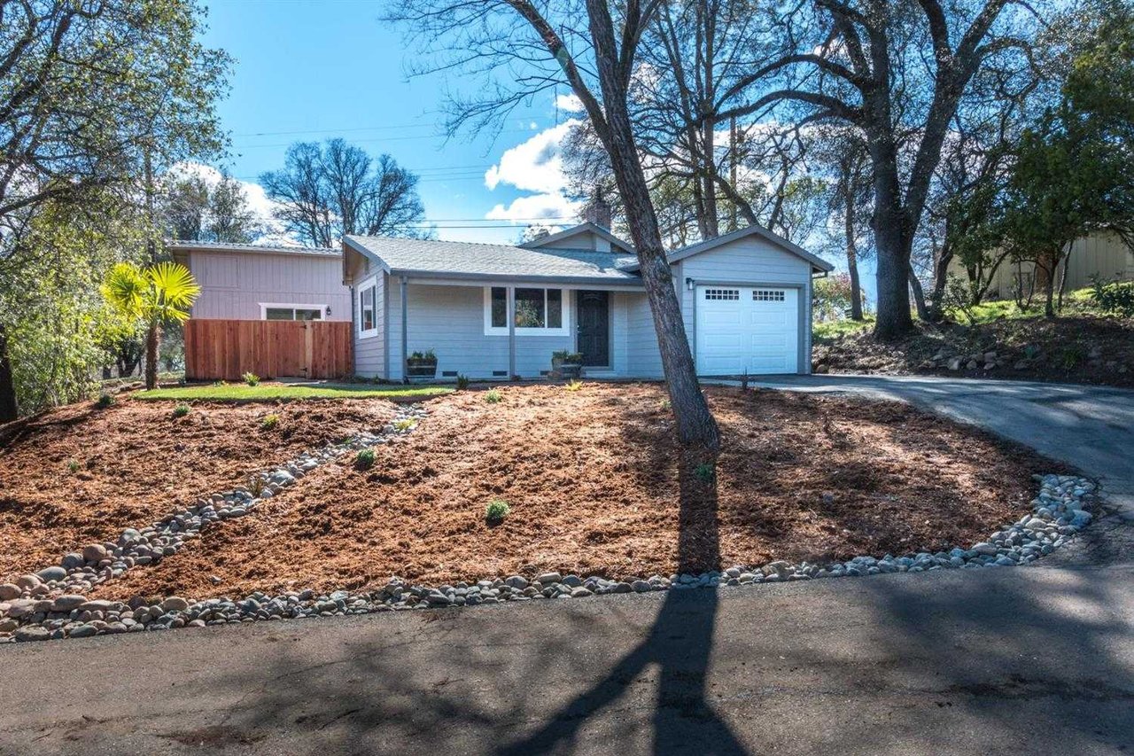 6824 Bertie Lane