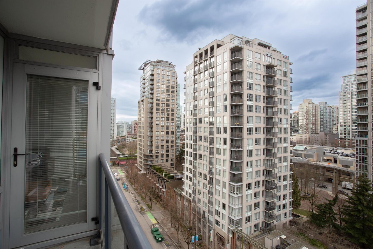 1609-928 Beatty Street, Vancouver