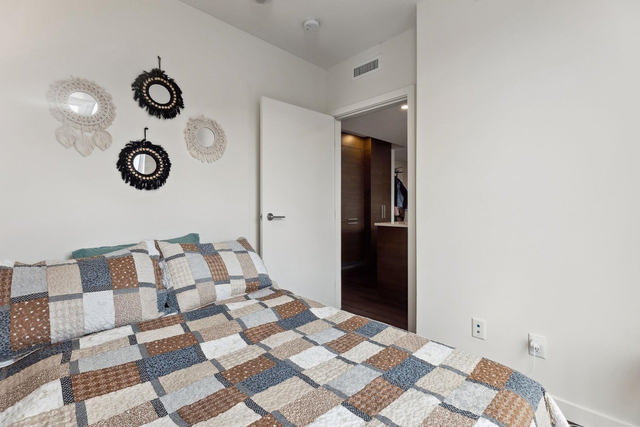509-285 E 10th Ave