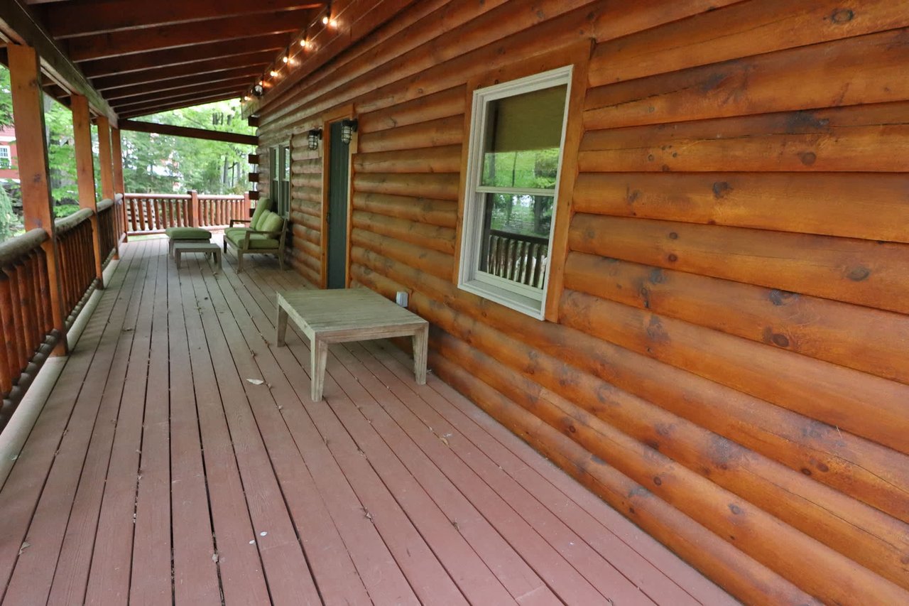 Single family log home ski season rental