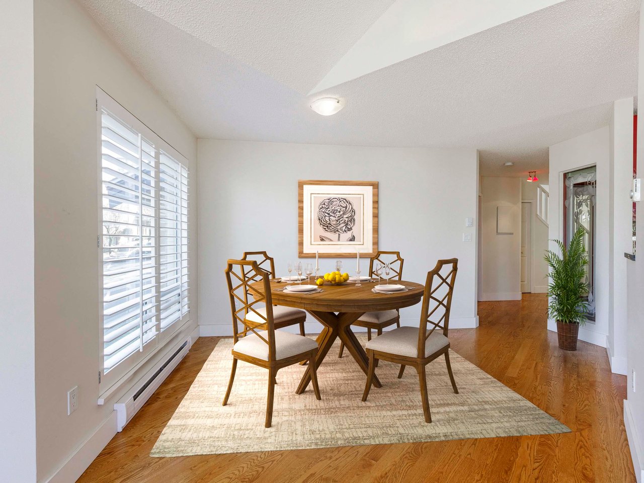 303-1100 W 7th Ave