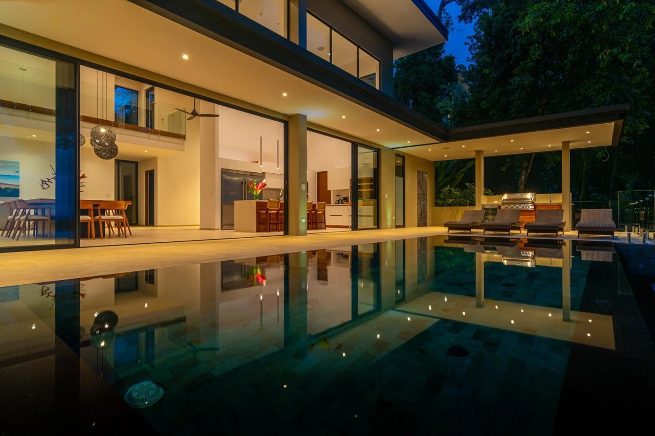 Whale Tail View Ridgetop Home, Uvita, Puntarenas