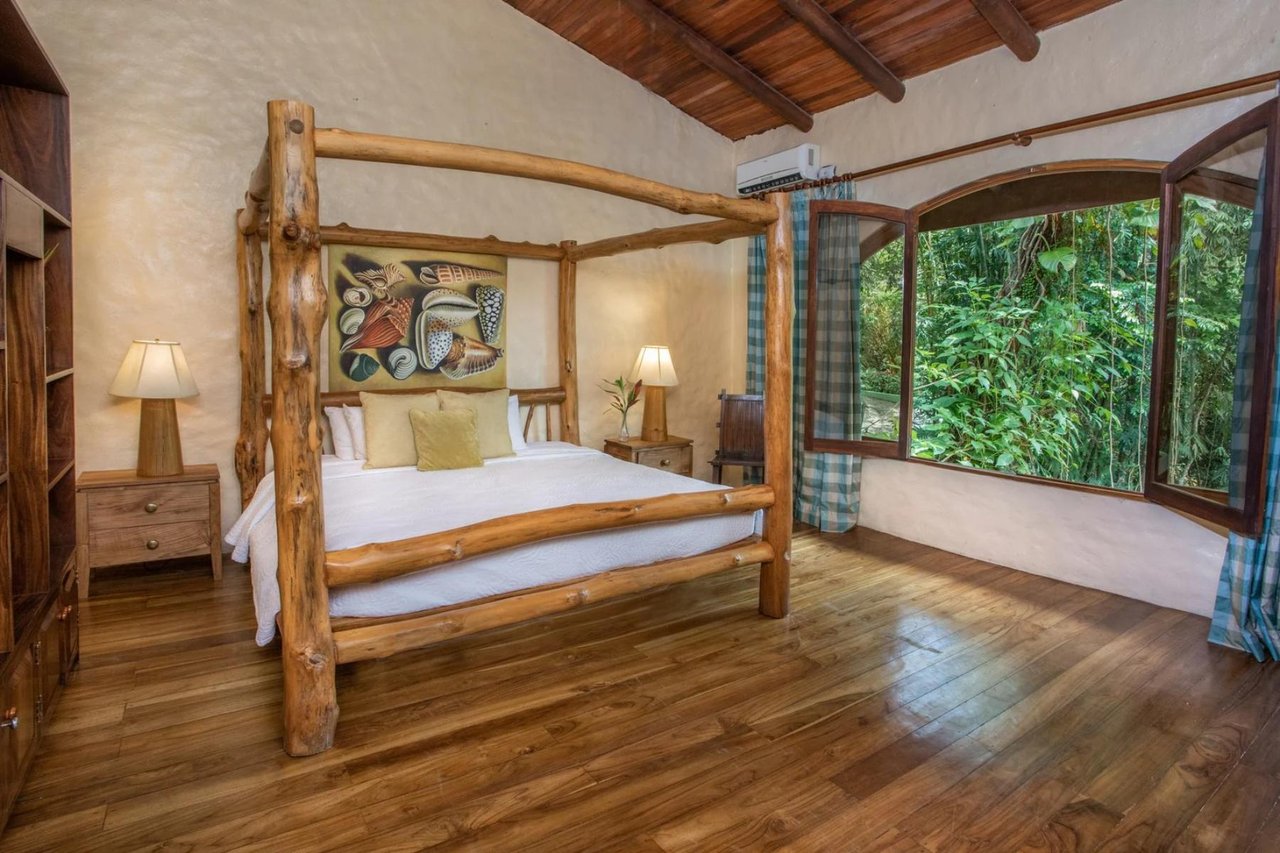 Multi Pool Luxury Estate, Manuel Antonio, Puntarenas