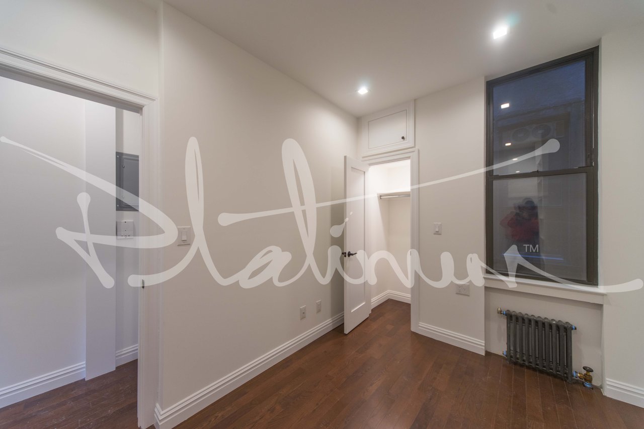 31 Saint Marks Place, Apt 10