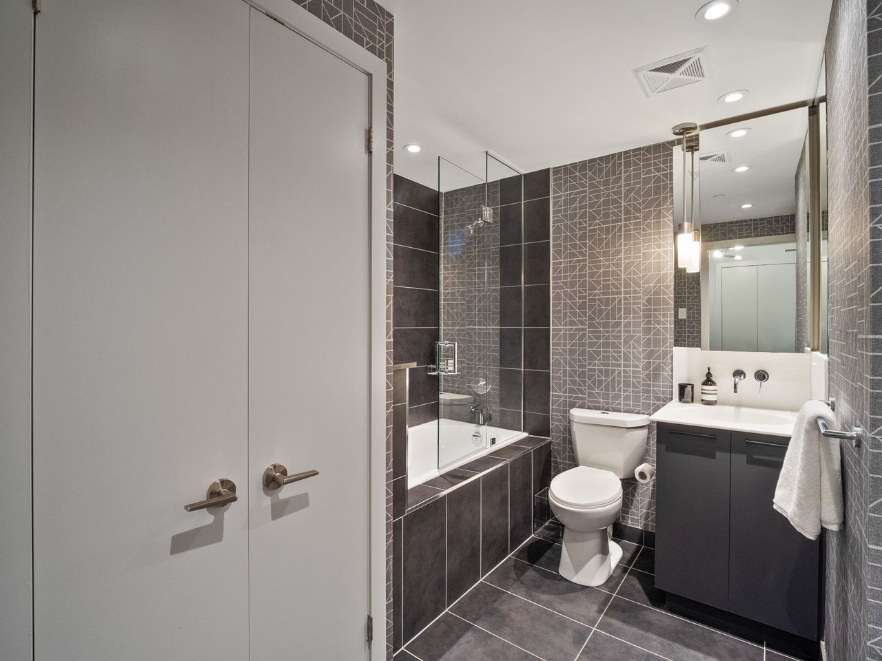 SOLD: The Best Of King West