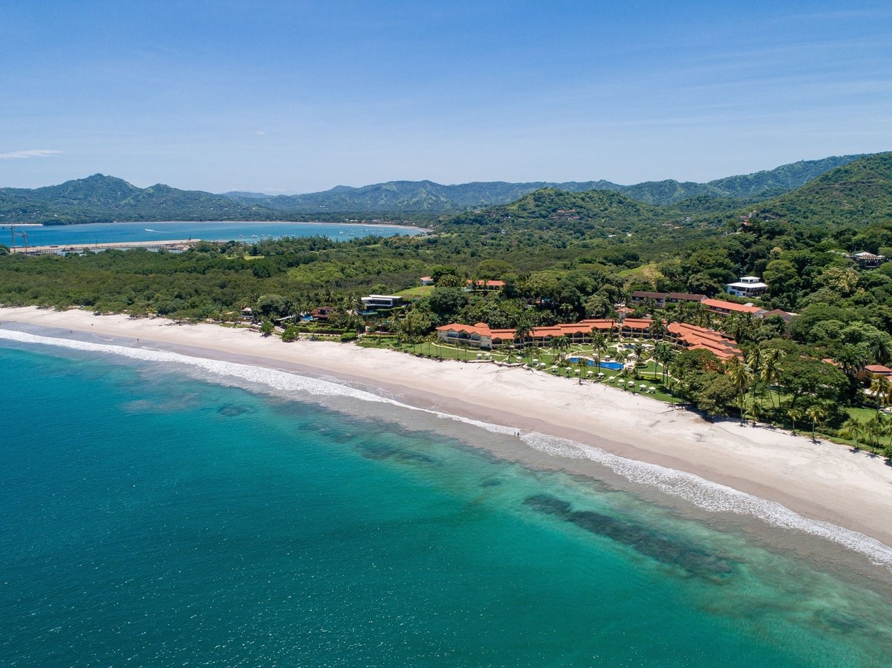 Modern Beachfront Corner Condo, Flamingo, Guanacaste