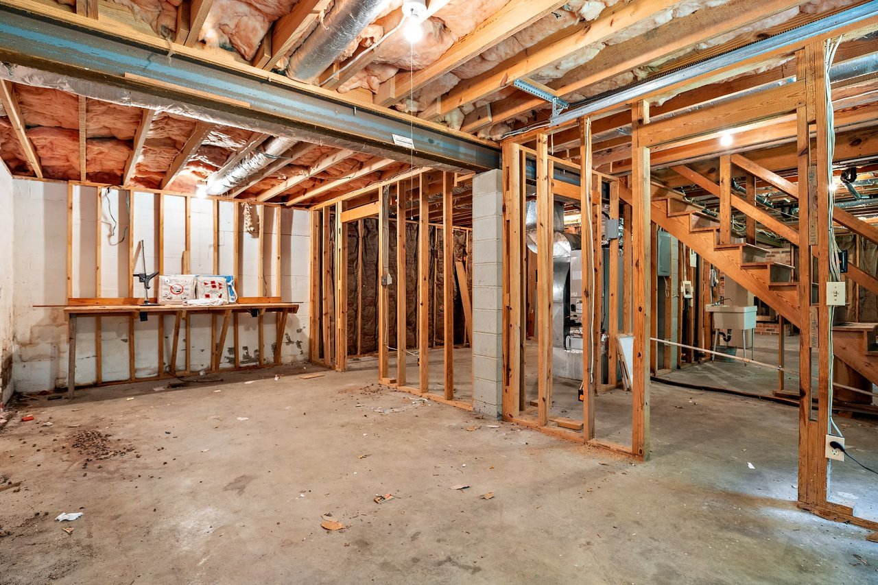 10149 Clearwood Road