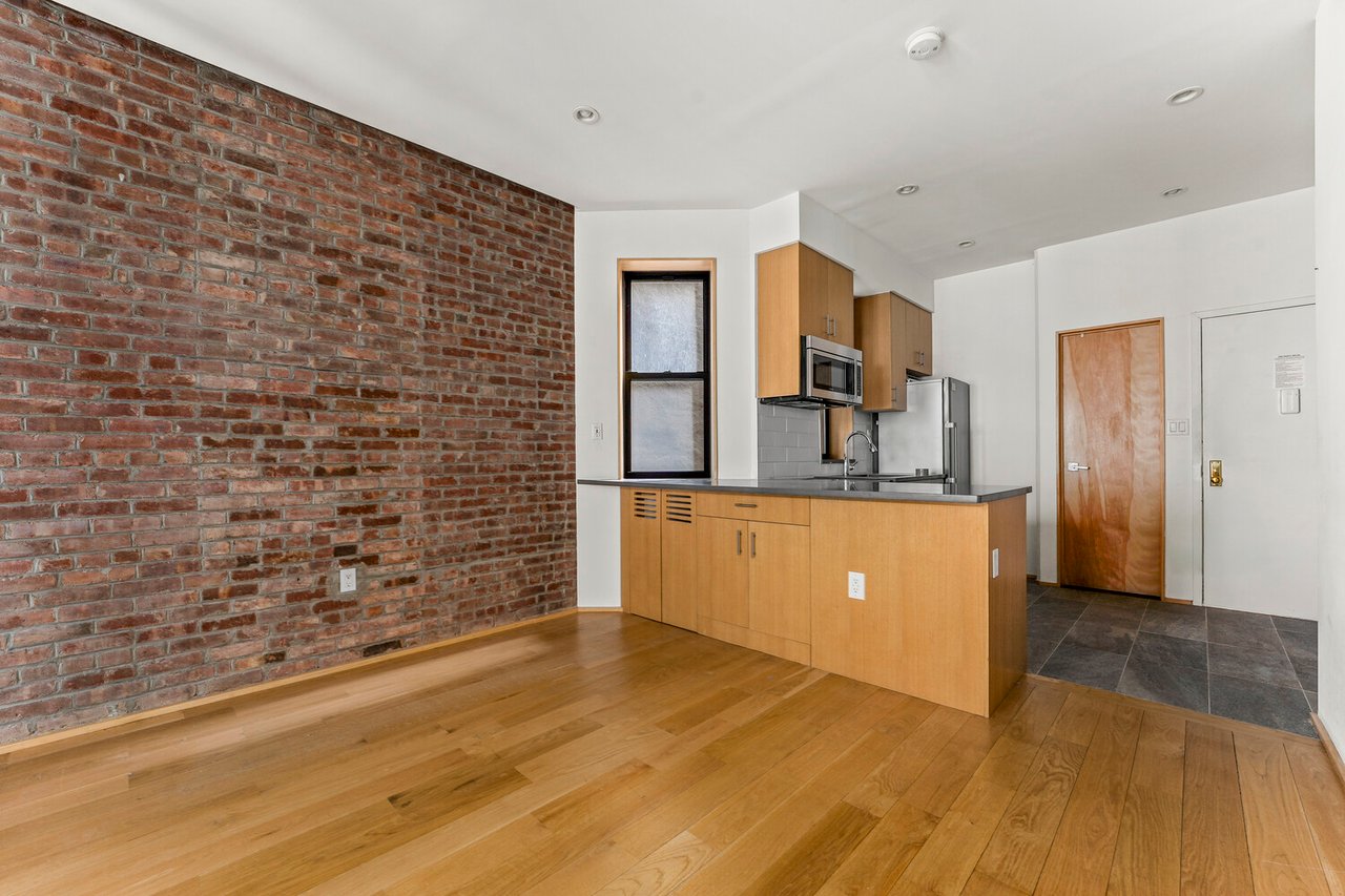 212 Lafayette Street, Apt 2D