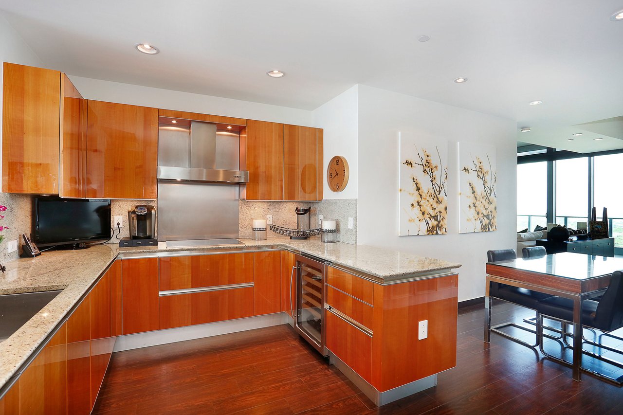 2627 S Bayshore Drive #2903