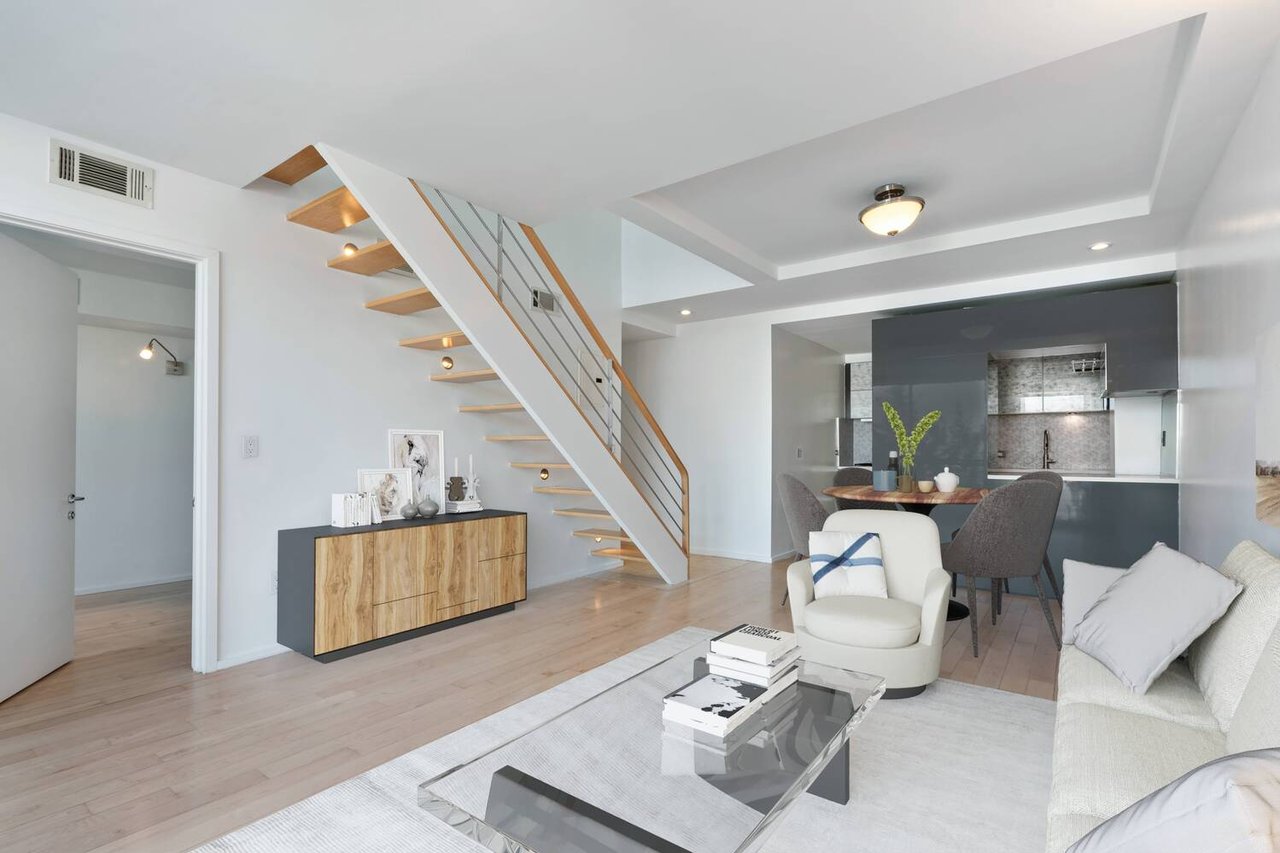 935 Pacific St, #302