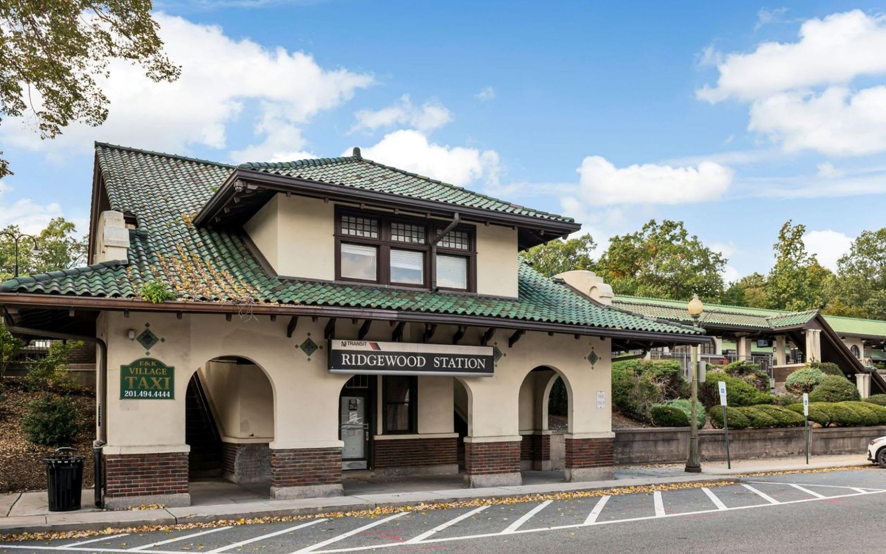 A Guide to Public Transportation in Ridgewood, NJ