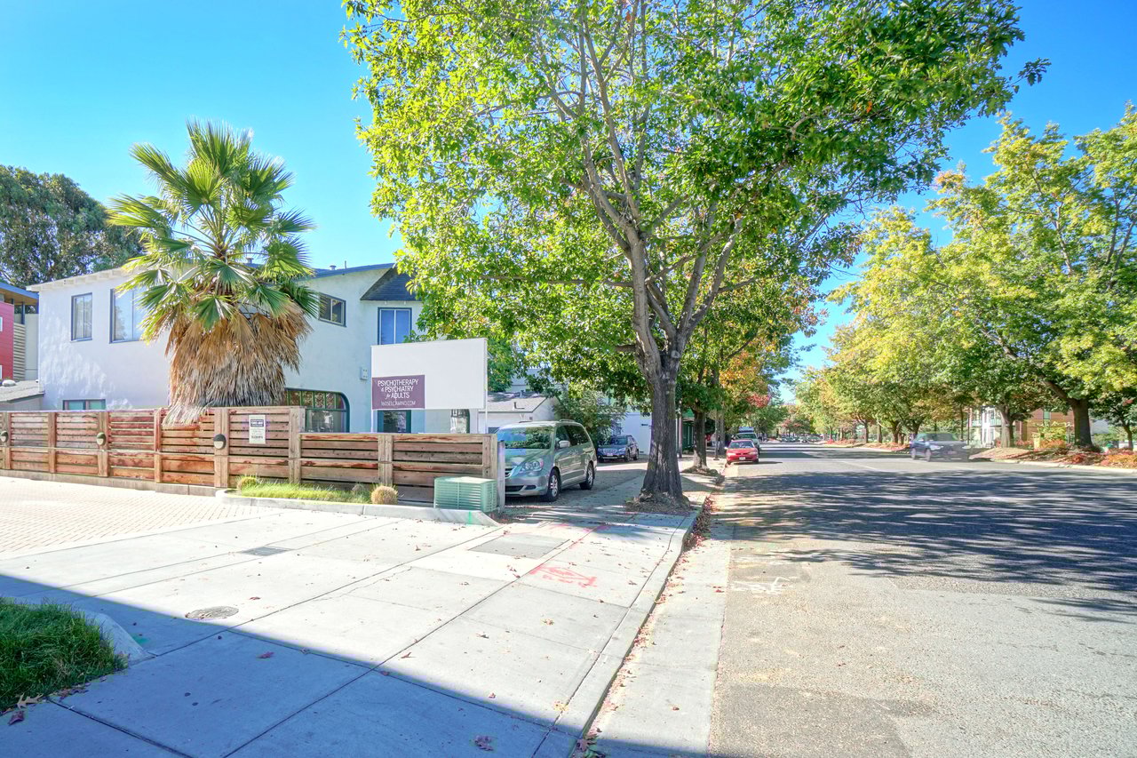Rare Mountain View Office/Medical/Retail Owner User Opportunity