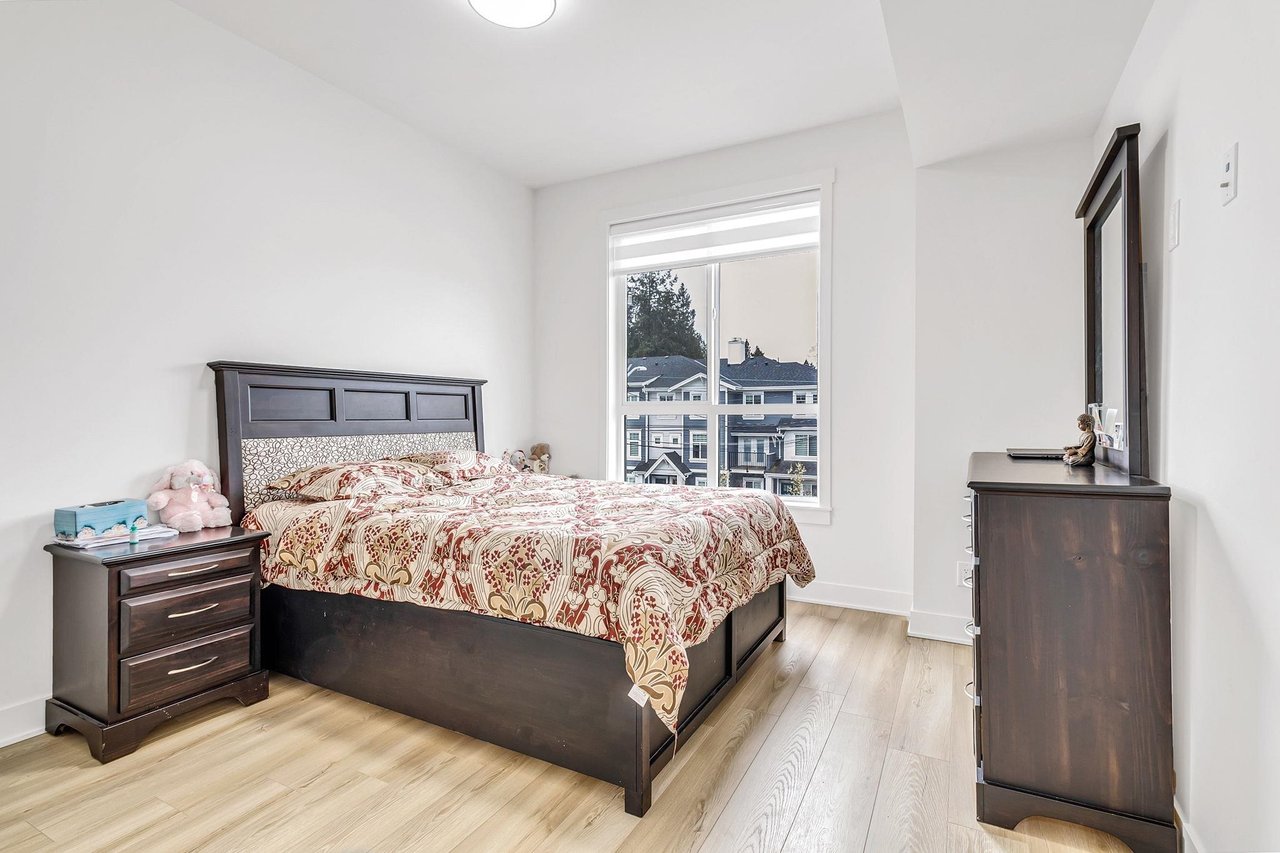 36-11556 72a Ave