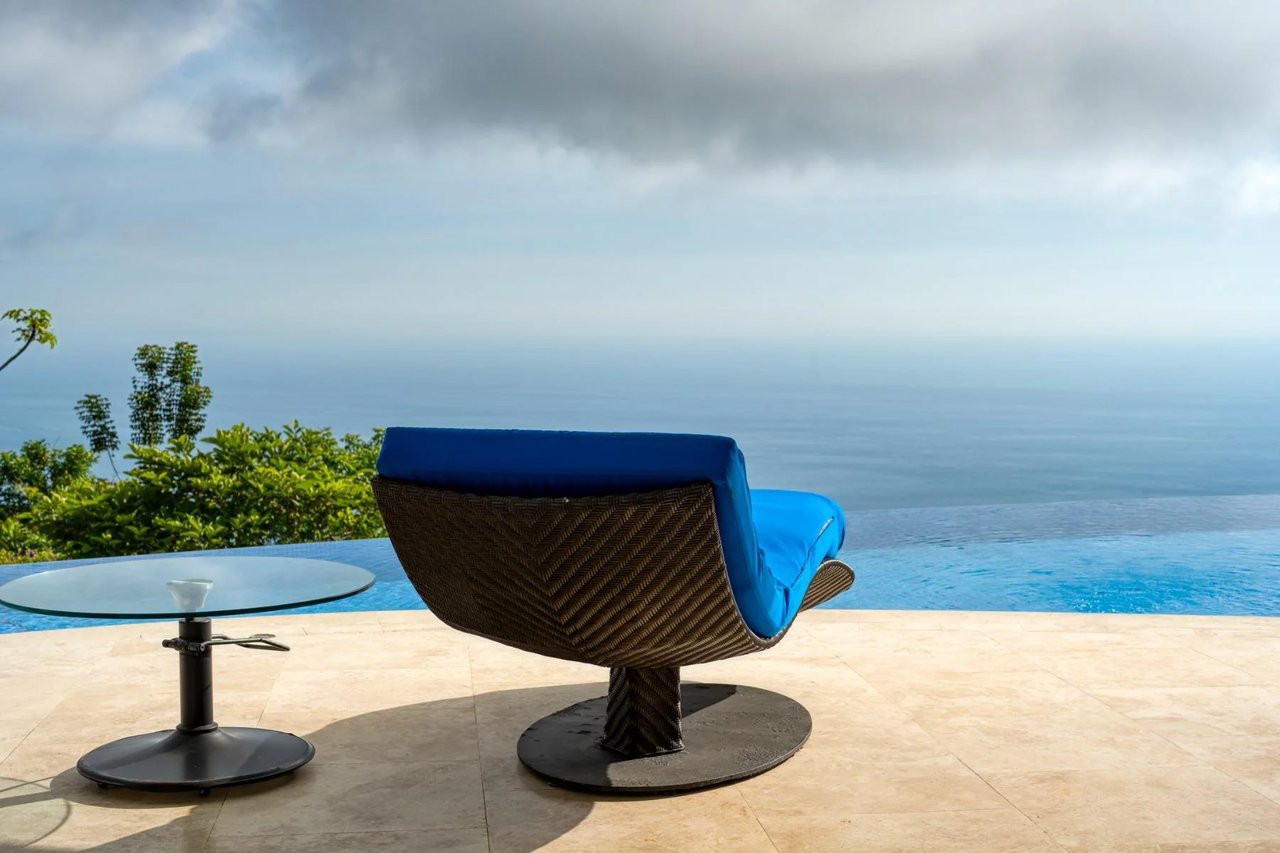 Solar Powered Luxury Home, Dominical, Puntarenas