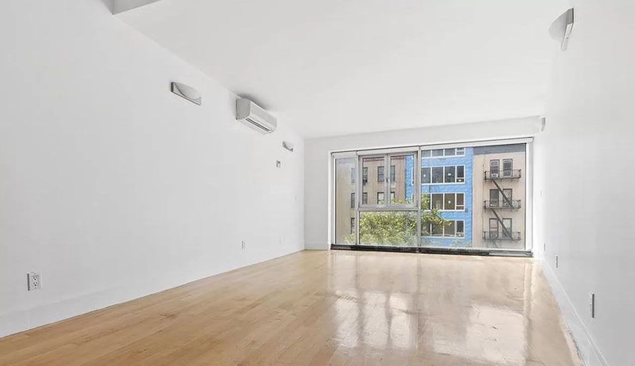 802 9th Ave., #3D