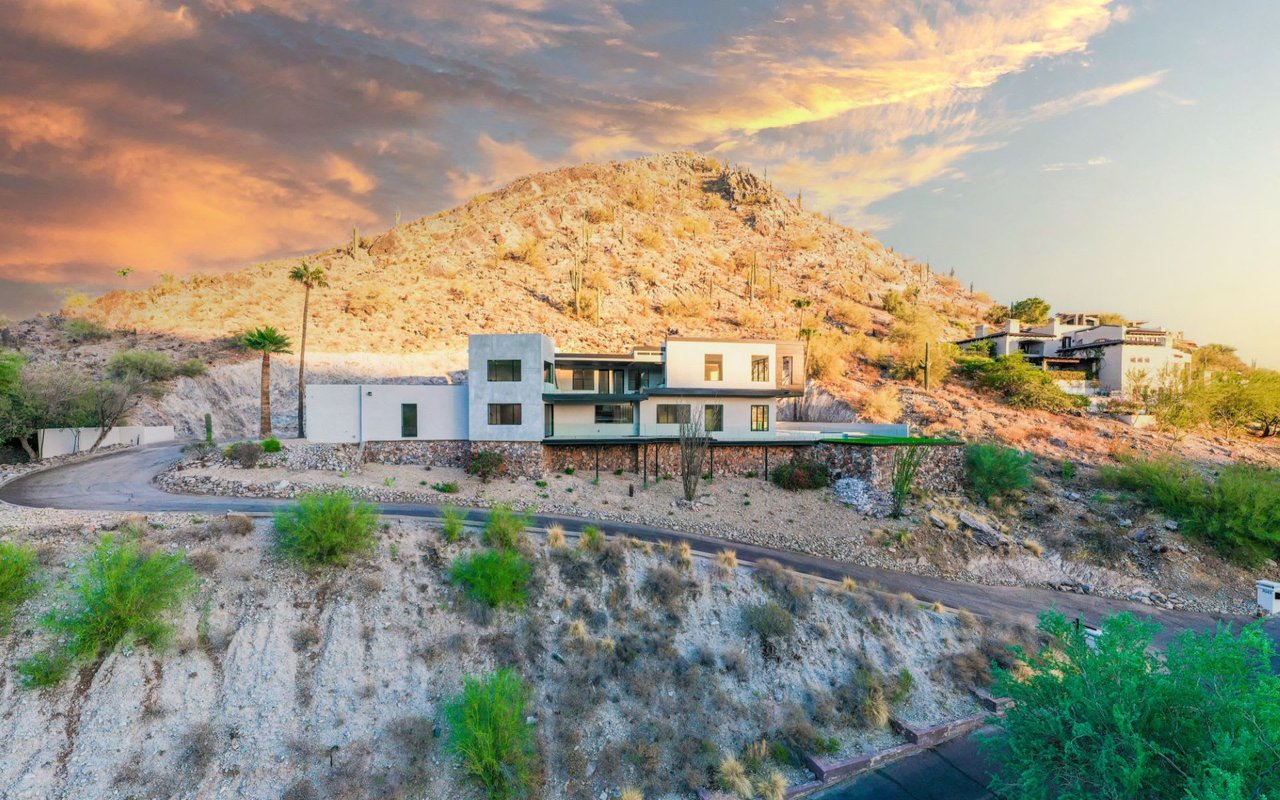 7043 N Longlook Road, Paradise Valley, AZ