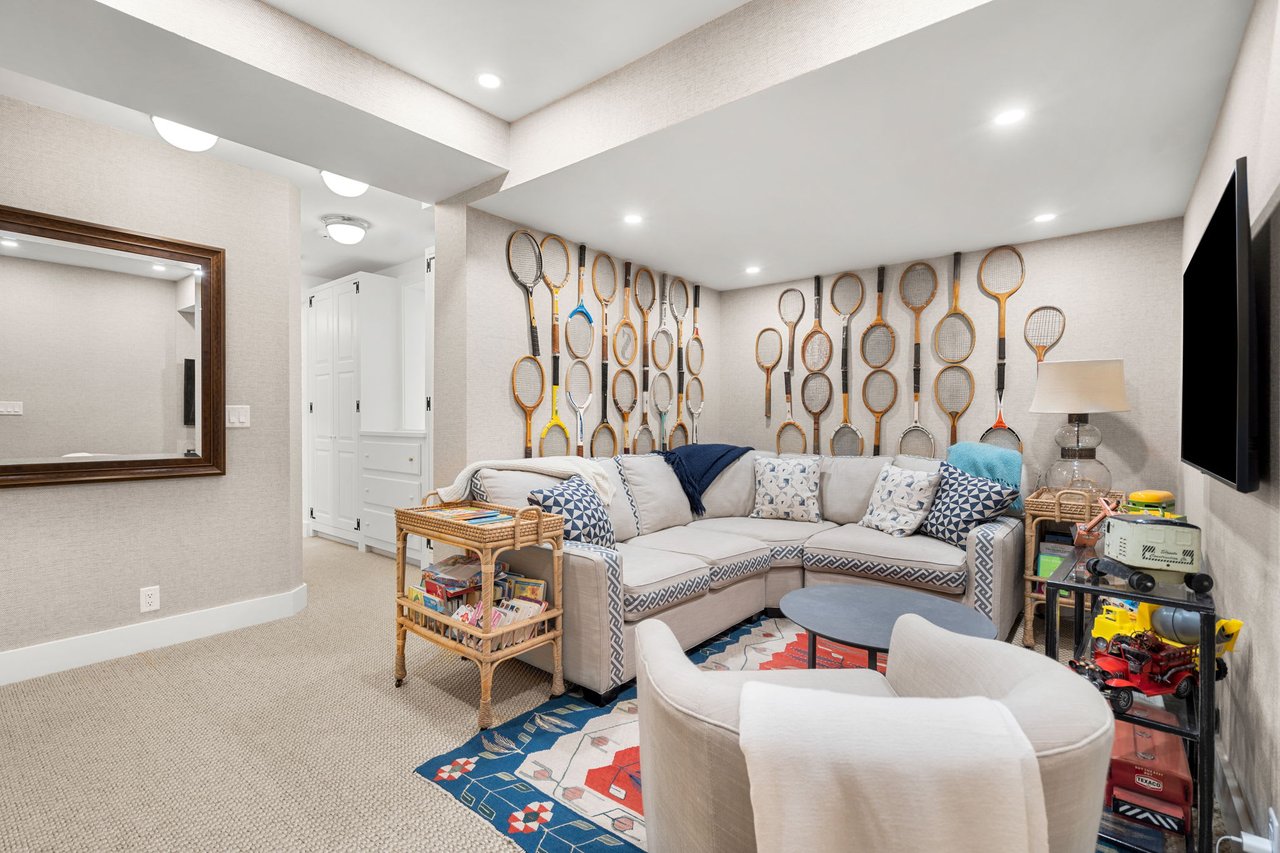 7 Judith Chase Ln - Guest House