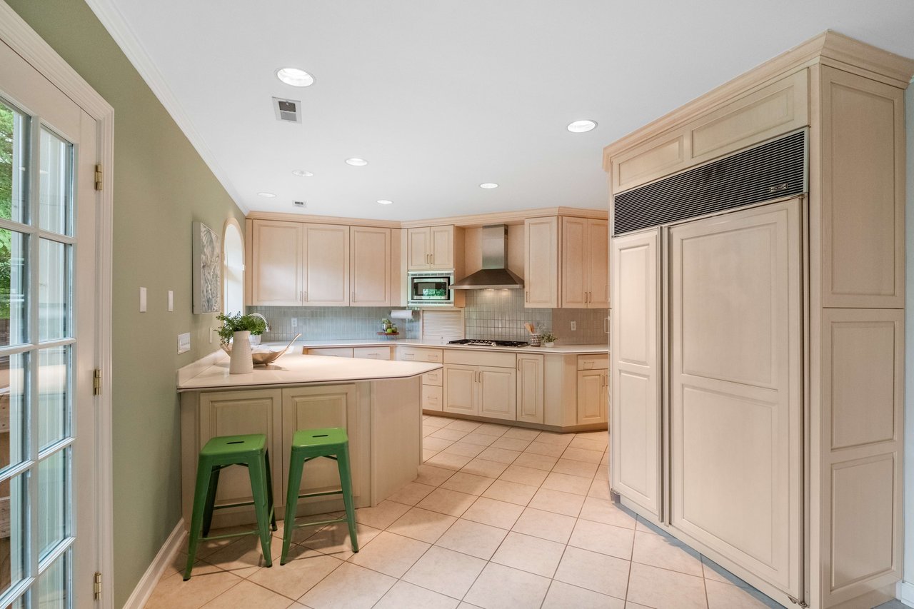 Dream Big or Live Simply on 2.26 Acres in Ladue