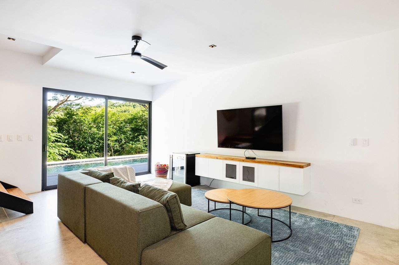 Contemporary Pool Residence, Tamarindo, Guanacaste