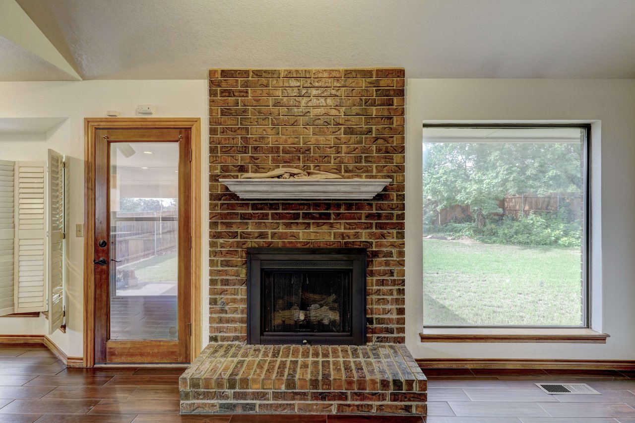 1205 Windsor Place