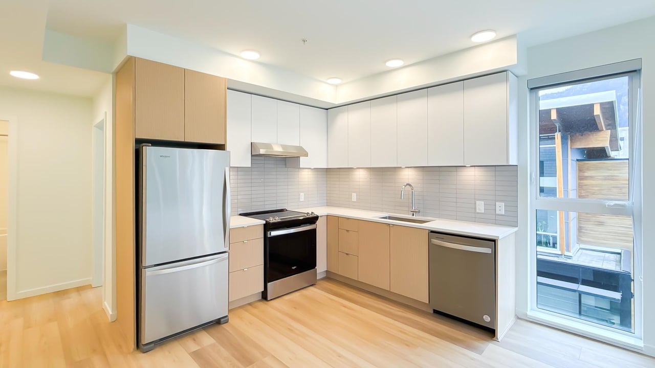 508-37994 Second Ave