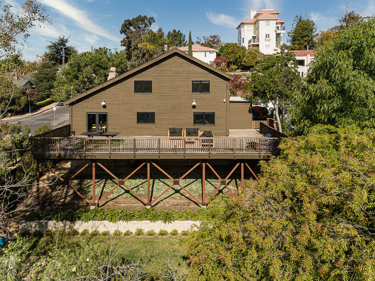 Woodsy Modern in Echo Park