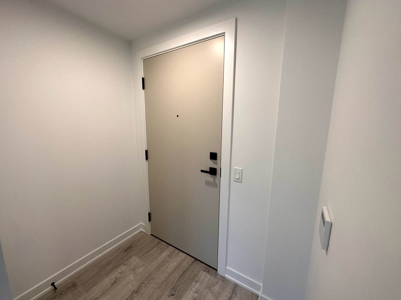 327 King St W, Unit 3601