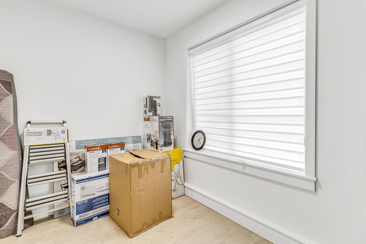 36-11556 72a Ave