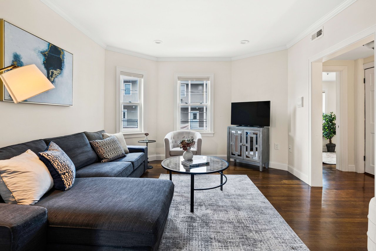 25 Granfield Ave Unit: 2