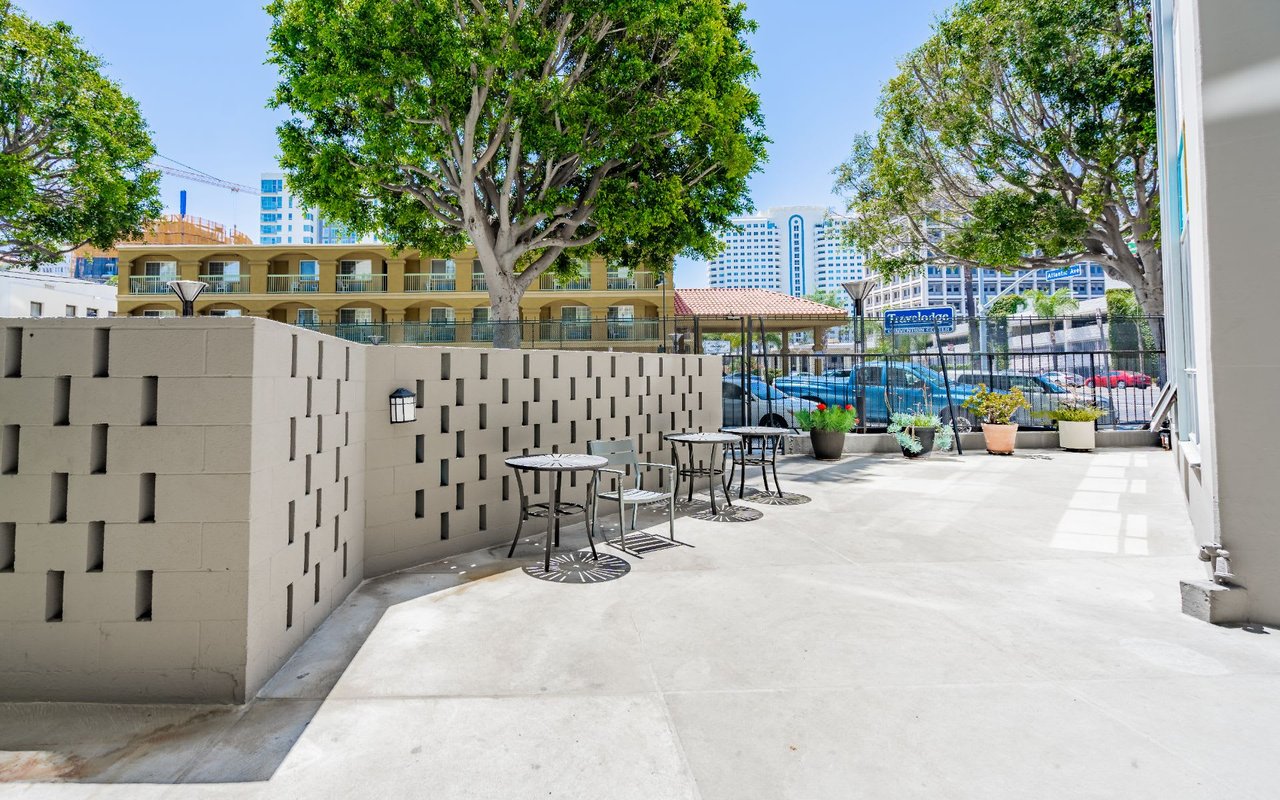 100 Atlantic Avenue Unit: 915