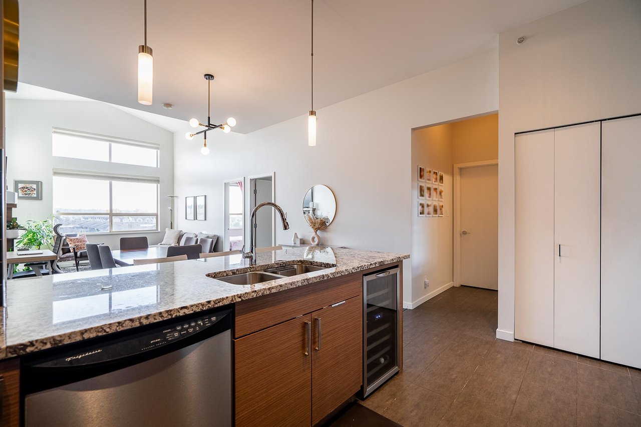 407-288 Hampton Street, New Westminster