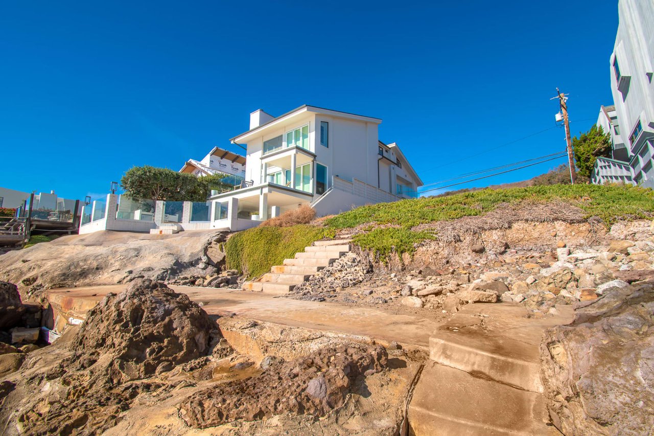 Build Your Dream Home on Malibu Road