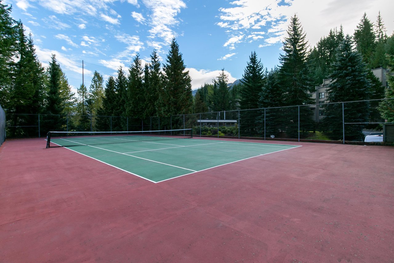 402-4200 Whistler Wy