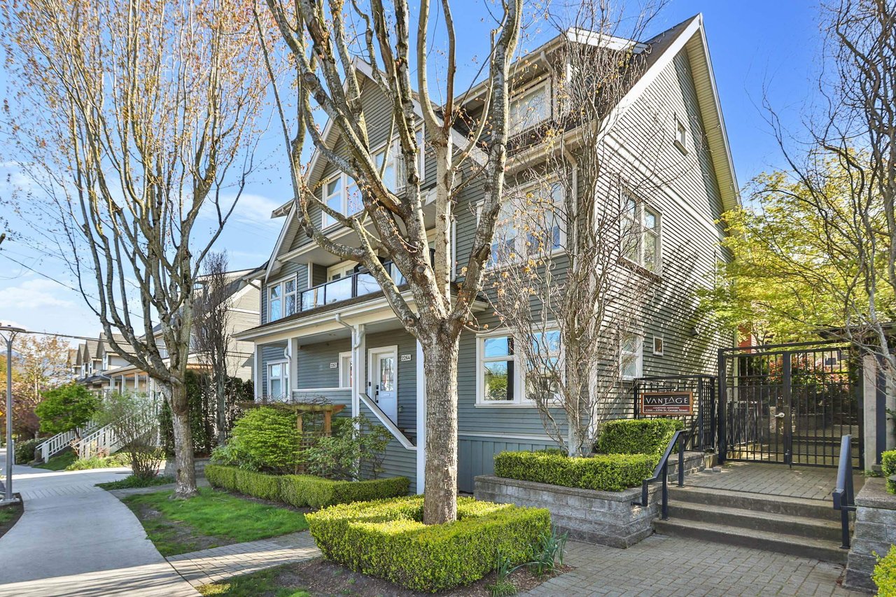 2280 St. George St