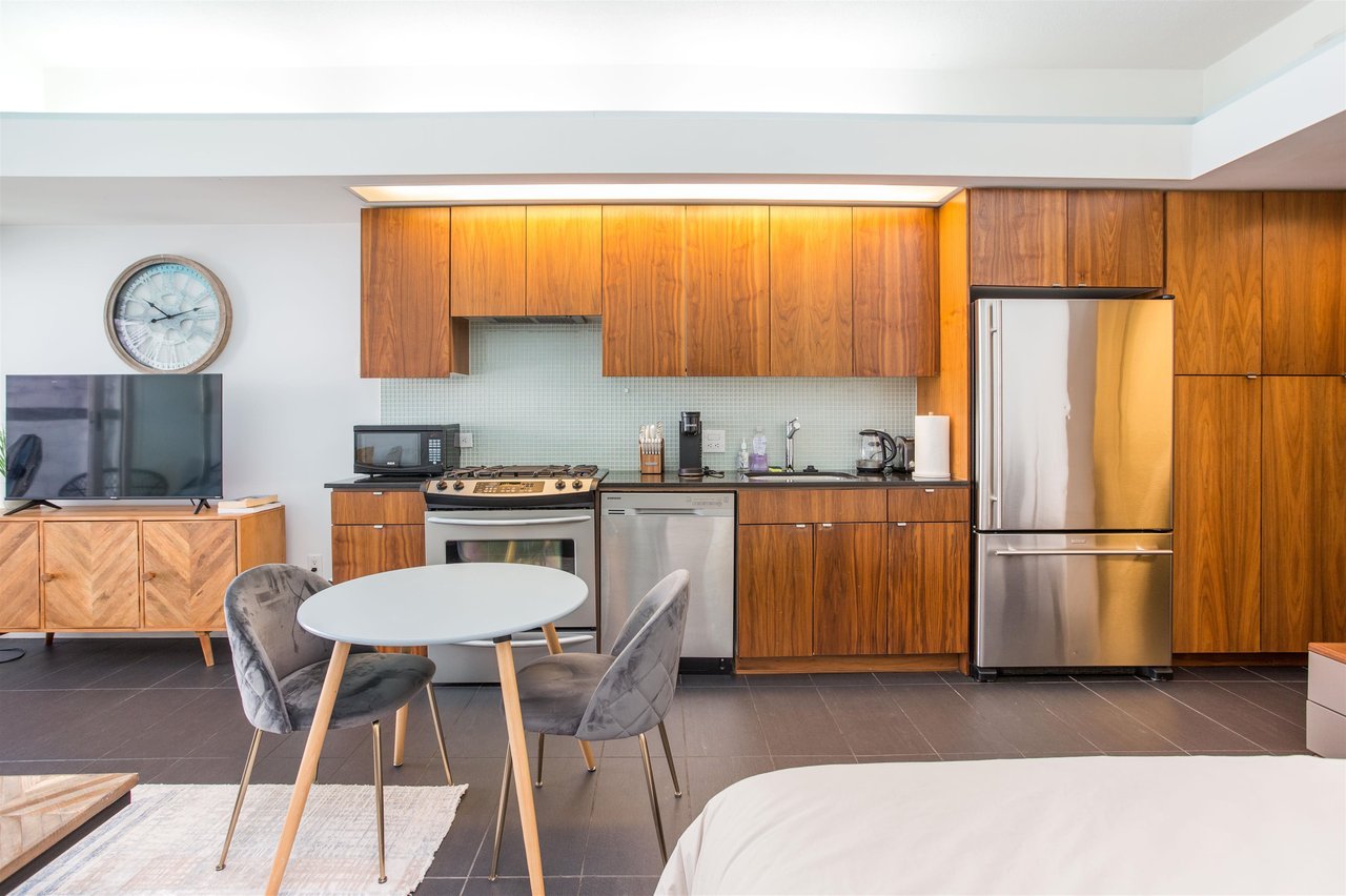 401-33 W Pender Street, Vancouver