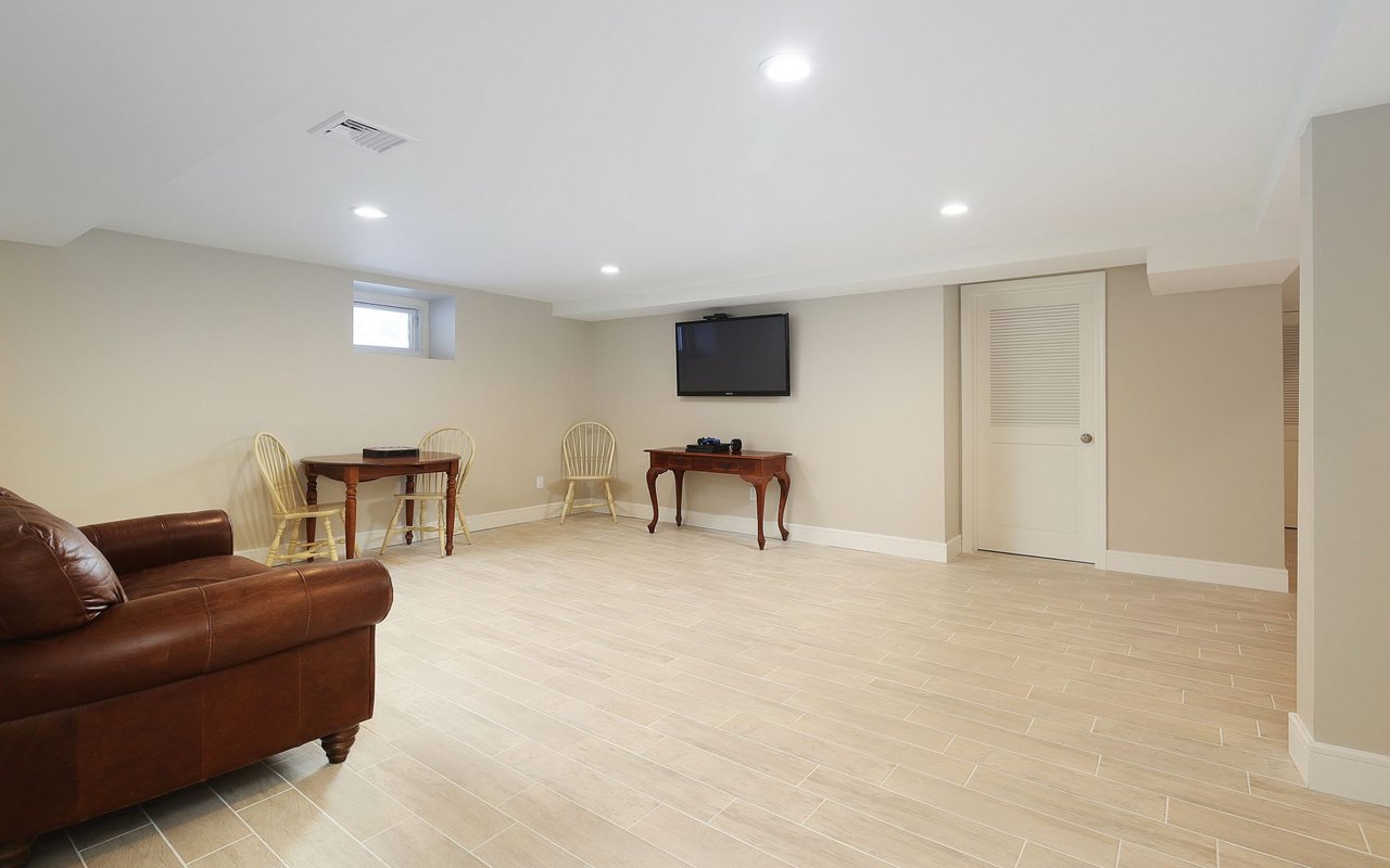 133 Golf Edge Dr