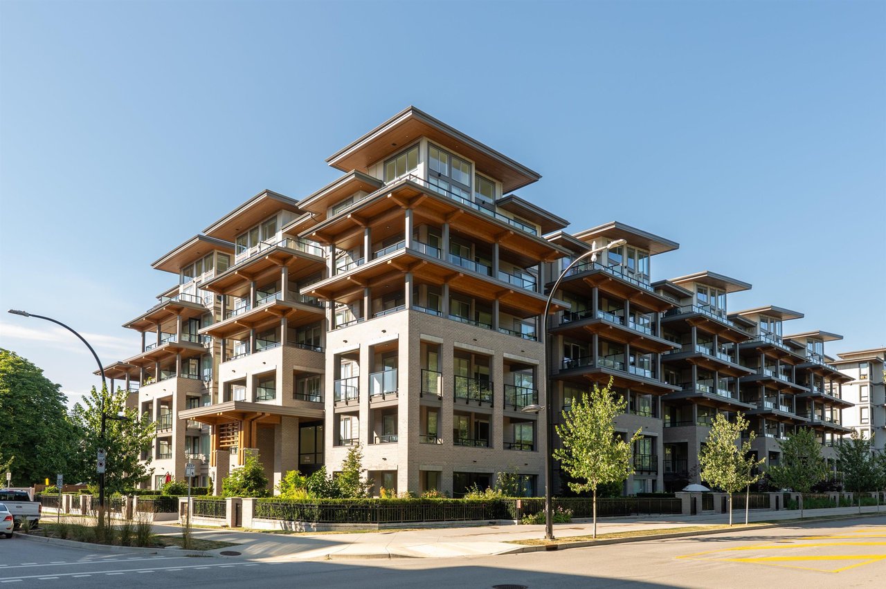 412-7588 16th St