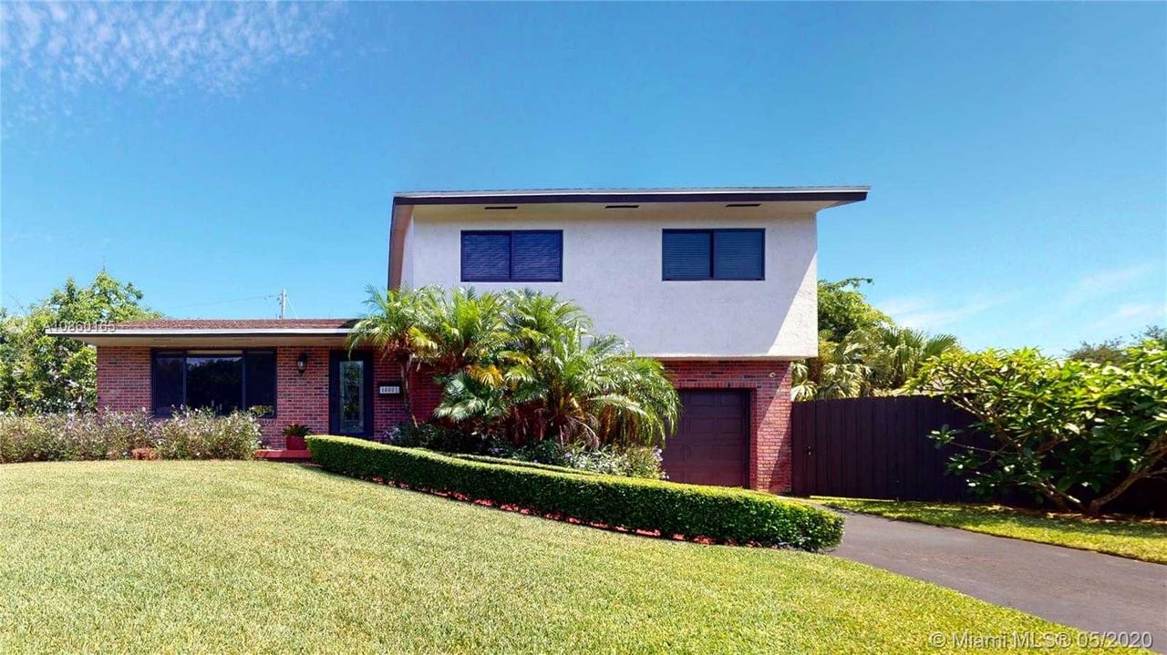 10001 SW 85th Ter