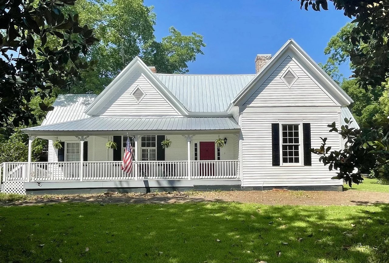 Moving to Athens? Here's How to Choose the Right Neighborhood for Your Life