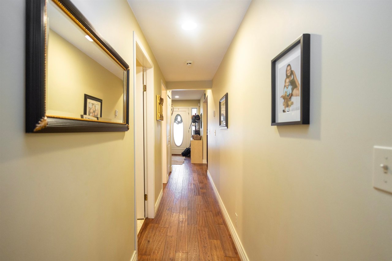 4974 54 St