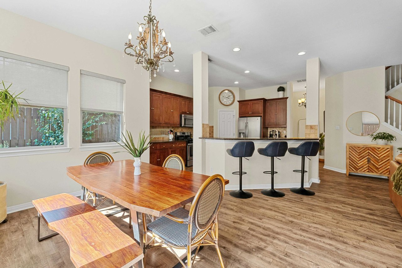 Modern Crestview Two-story Home: Updated Primary Bath, New Roof – Investor Friendly!