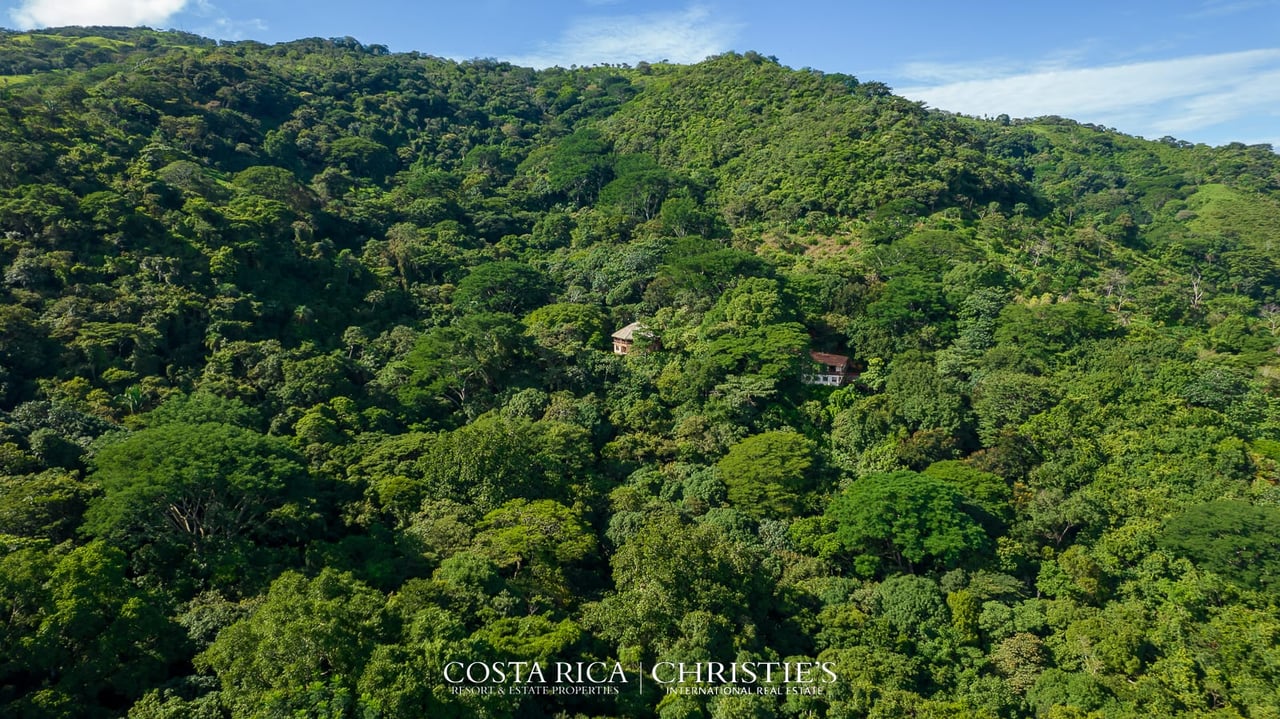 Eco-retreat and Wellness Center Amatierra