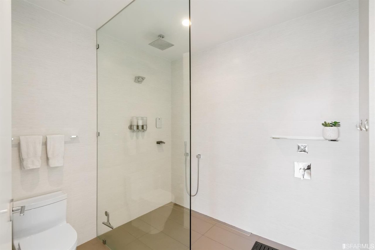 131 Missouri St, #402