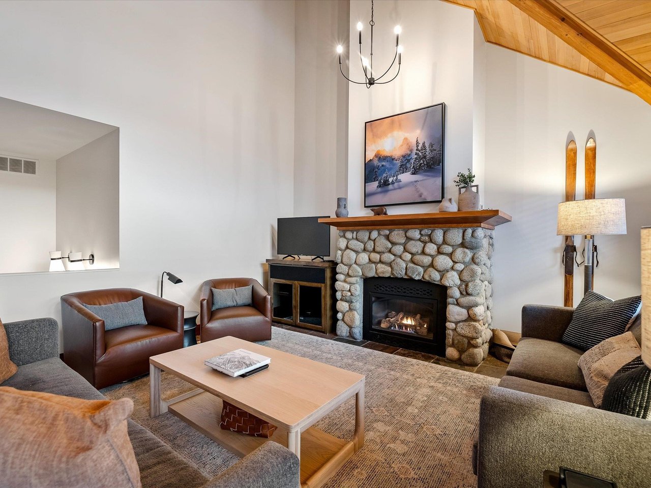 4821C Casabella Cres