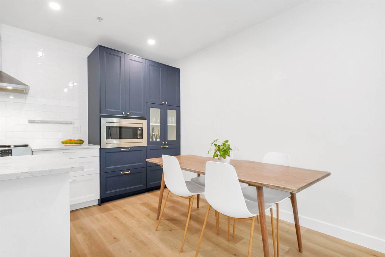 102-1033 St. Georges Ave